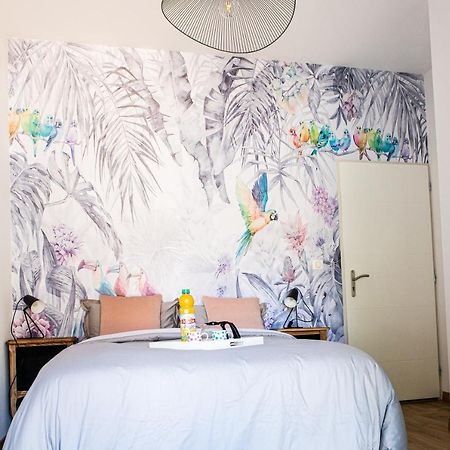 Chambre Tropicale Privee Au Coeur D'Un Village Calme Et Proche Du Vignoble Vinzelles Exterior foto